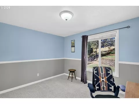 Other - 7625 Ridgewood Dr, Gladstone, OR 97027 photo 8 of 9