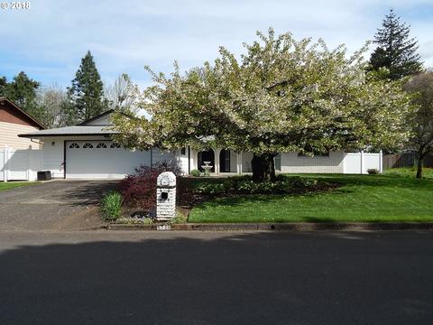 6730 Devonshire Dr, Gladstone, OR 97027 photo 1