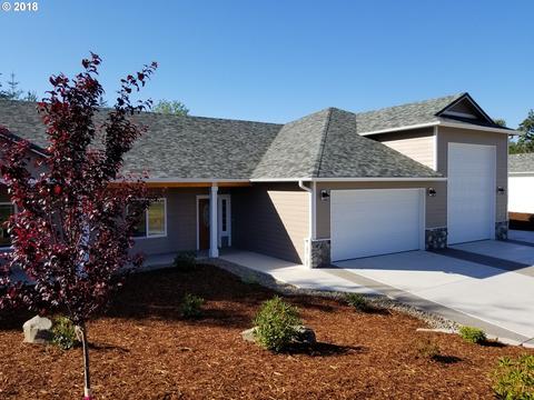5557 Chittum Loop, Florence, OR 97439 photo 1