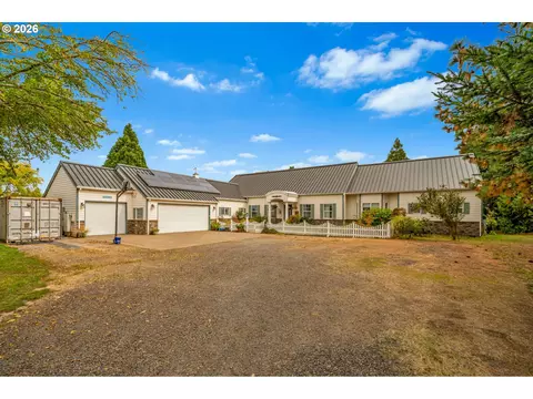 14815 SW Delashmutt Ln, Mcminnville, OR 97128