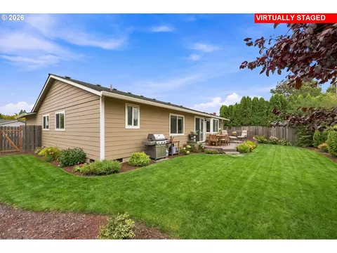 Exterior - 822 SW Hartley Ave, Gresham, OR 97030 photo 1 of 6