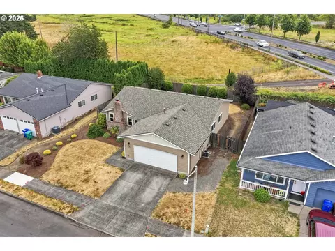 View/Area - 822 SW Hartley Ave, Gresham, OR 97030 photo 3 of 7