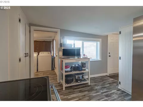 Other - 334 23rd Ave, Longview, WA 98632 photo 5 of 8