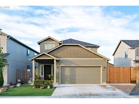 1845 Adelman Loop, Eugene, OR 97402 photo 1