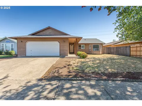 1257 Laurelhurst Dr, Eugene, OR 97402