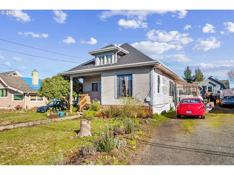 2671 Sheridan Ave, North Bend, OR 97459