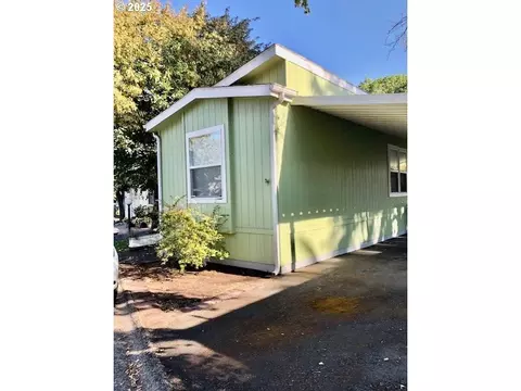 1475 Green Acres Rd #76, Eugene, OR 97408