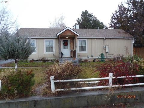 698 E Highland Ave, Hermiston, OR 97838 photo 1