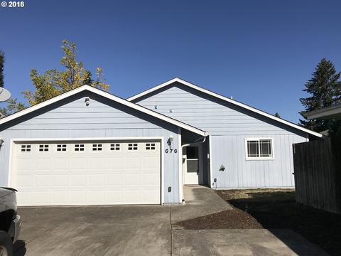 676 58th St, Springfield, OR 97478 photo 1