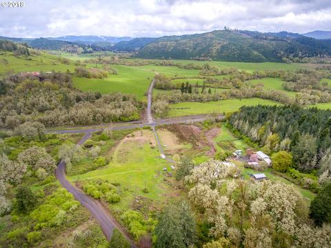 5988 Eagle Valley Rd, Yoncalla, OR 97499 photo 10