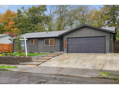 Exterior - 3033 SE Condor Ave, Gresham, OR 97080 photo 5 of 10