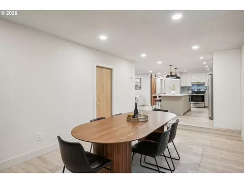 Dining - 3033 SE Condor Ave, Gresham, OR 97080 photo 3 of 3