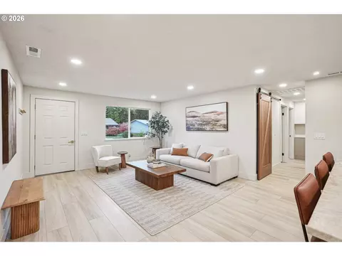 Living - 3033 SE Condor Ave, Gresham, OR 97080 photo 4 of 4