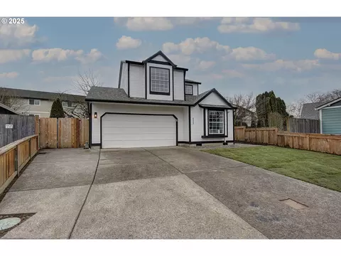 8405 NE Starflower Ct, Vancouver, WA 98664