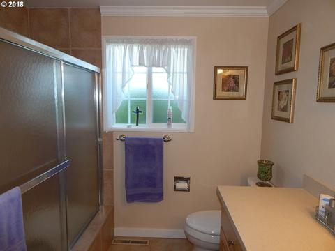 499 NE Cherry St, Sublimity, OR 97385 photo 28