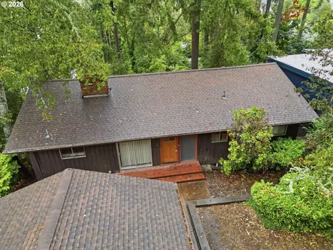 Exterior - 2041 E 26th Ave, Eugene, OR 97403 photo 7 of 7