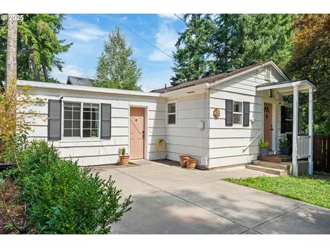 4995 SW Nevada Ct, Portland, OR 97219