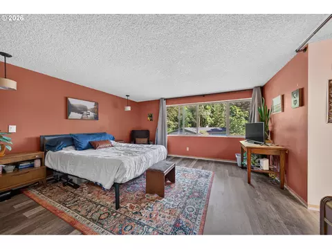 Bedroom - 390 Hunington Ave, Eugene, OR 97405 photo 1 of 4