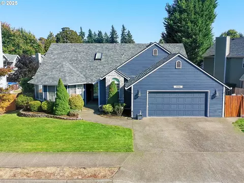 19346 Towercrest Dr, Oregon City, OR 97045