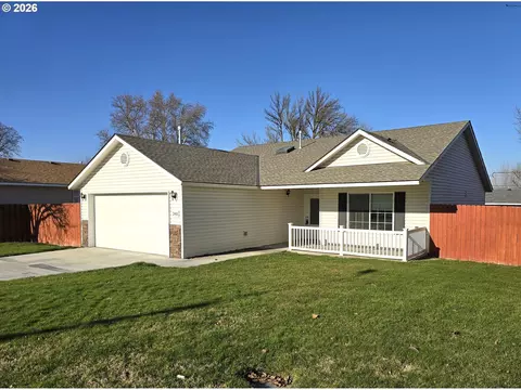 240 W Moore Ave, Hermiston, OR 97838