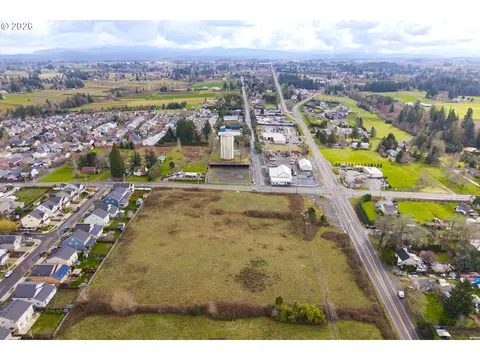 28131 SE Orient Dr, Gresham, OR 97080