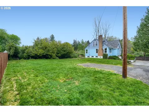 Exterior - 3552 NEverett St, Camas, WA 98607 photo 2 of 3