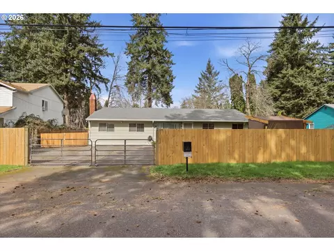 12519 SEllis St, Portland, OR 97236