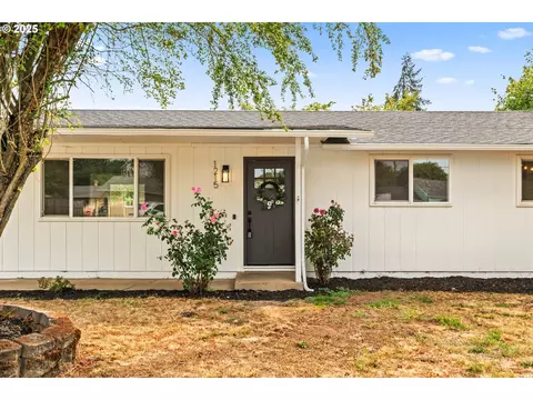 1215 Ellsworth St, Eugene, OR 97402