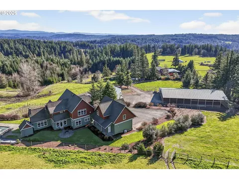 18380 S Ferguson Rd, Oregon City, OR 97045