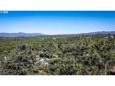 arago st, Florence, OR 97439 photo 10