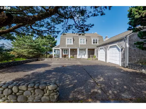 766 Neacoxie Blvd, Gearhart, OR 97138