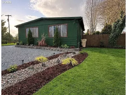 4170 S Santiam Hwy #6, Lebanon, OR 97355