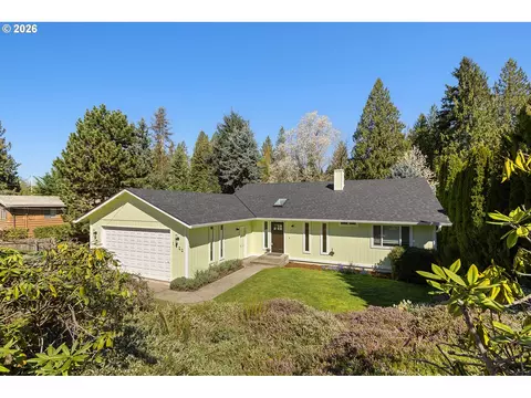 1800 NW Sluman Rd, Vancouver, WA 98665