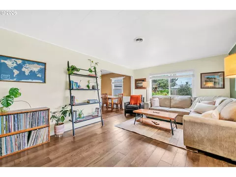 Living - 3811 Souza St, Eugene, OR 97402 photo 1 of 2