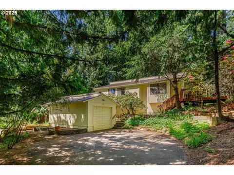 10715 SW 41st Ave, Portland, OR 97219