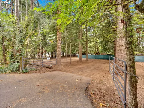 35319 SE Hauglum Rd, Boring, OR 97009