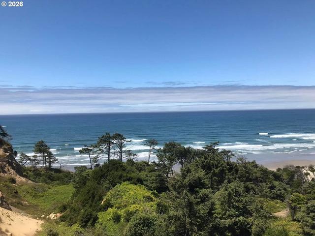 0 Forest St, Newport, OR 97365