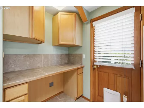 Other - 522 65th St, Springfield, OR 97478 photo 1 of 5