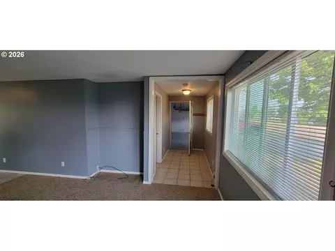 Entry Way - 302 E Poplar, Joseph, OR 97846 photo 1 of 3