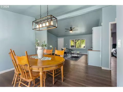 11 Second St, Carson, WA 98610 photo 9