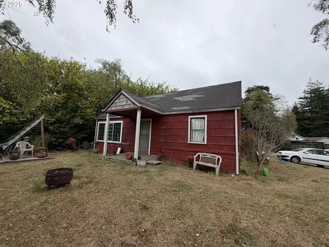 91494 Kellogg Ln, Coos Bay, OR 97420