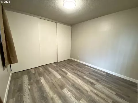 Bedroom - 851 W 5th Ave, Eugene, OR 97402 photo 1 of 4