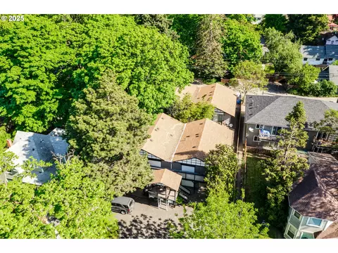 View/Area - 851 W 5th Ave, Eugene, OR 97402 photo 1 of 1