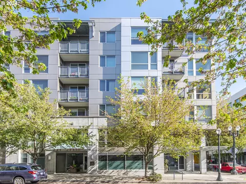1125 NW 9th Ave #512, Portland, OR 97209