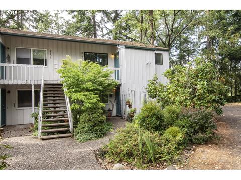 2129 Hawkins Ln, Eugene, OR 97405 photo 1