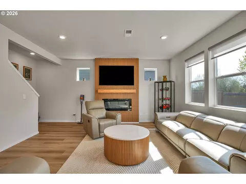 Living - 3394 SE 36th St, Gresham, OR 97080 photo 1 of 3