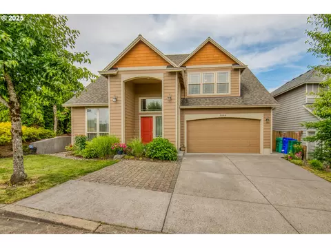 2459 SW Sandlewood Ln, Gresham, OR 97080