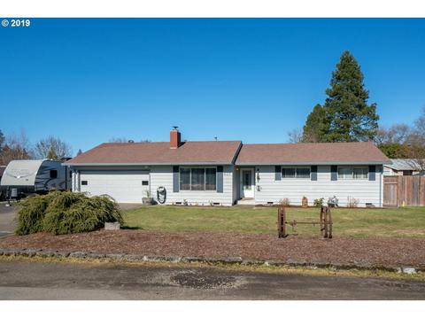 807 E 5th St, Molalla, OR 97038 photo 1