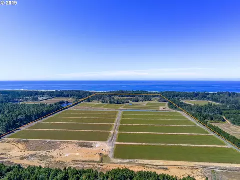 Beach Loop Dr, Bandon, OR 97411
