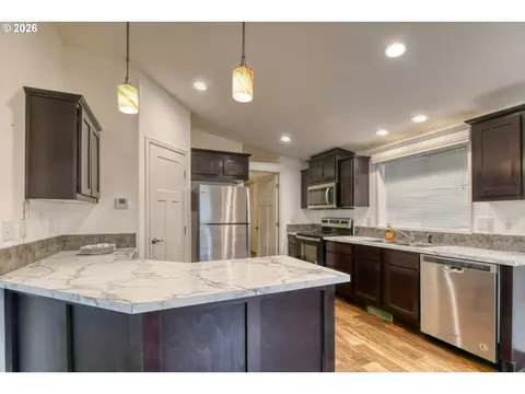 826 SE 10th St, Pendleton, OR 97801 photo 9